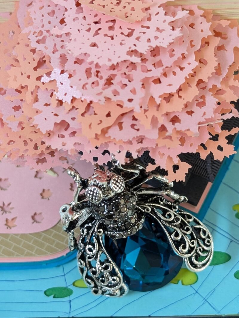 Brooch 8 Crystal Bee Brooch for Women Stylish and Chic - Image 2