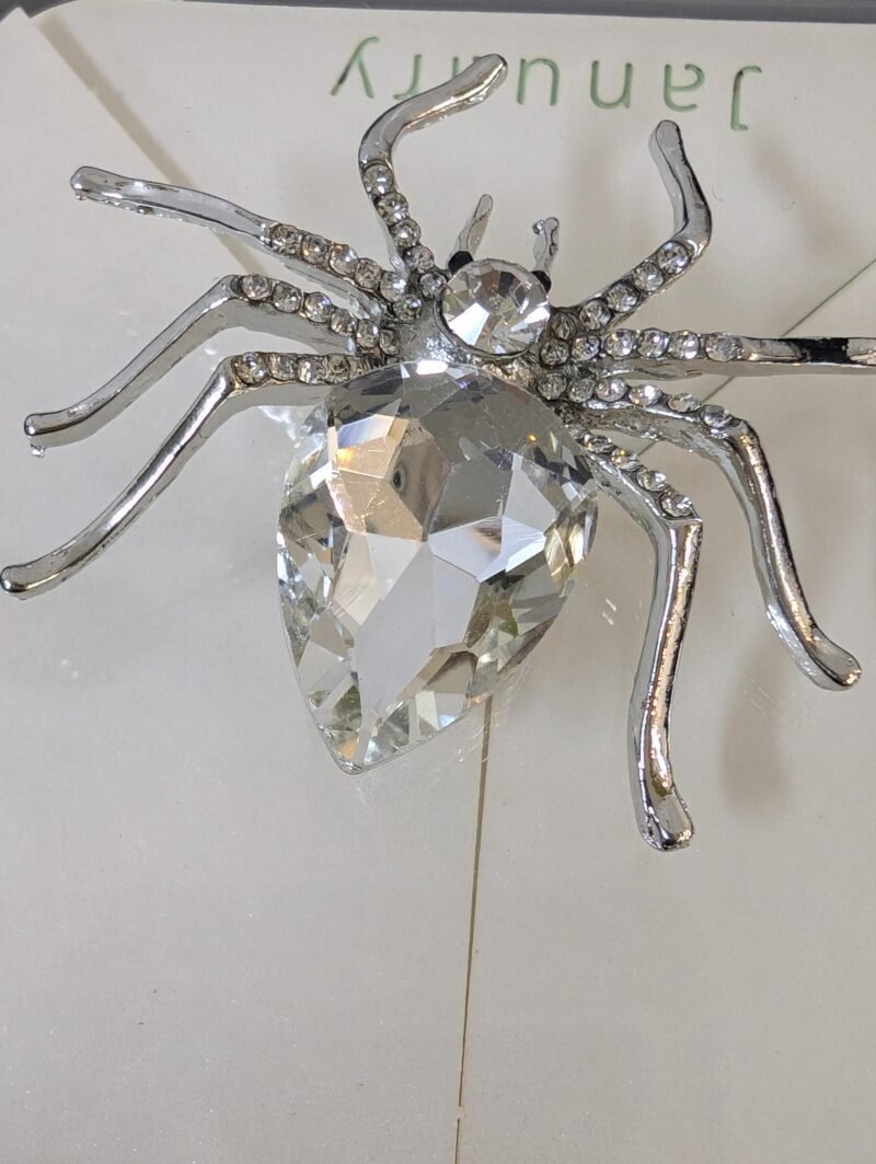 Brooch 23 Stylish Large Spider Brooch Retro Crystal Insect Jewelry - Image 9